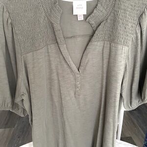 Womens XXL Olive Green Short-Sleeve Top